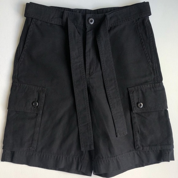 Aritzia COMMUNITY | Cargo Shorts - Picture 2 of 4